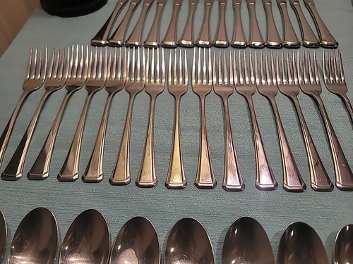 58 Pieces Oneida Stainless Maestro St. Leger USA Stainless Flatware - Picture 7 of 14