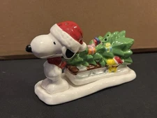 Peanuts Snoopy Christmas Tree Sled Salt & Pepper Shaker 3 Pc Cracker Barrel