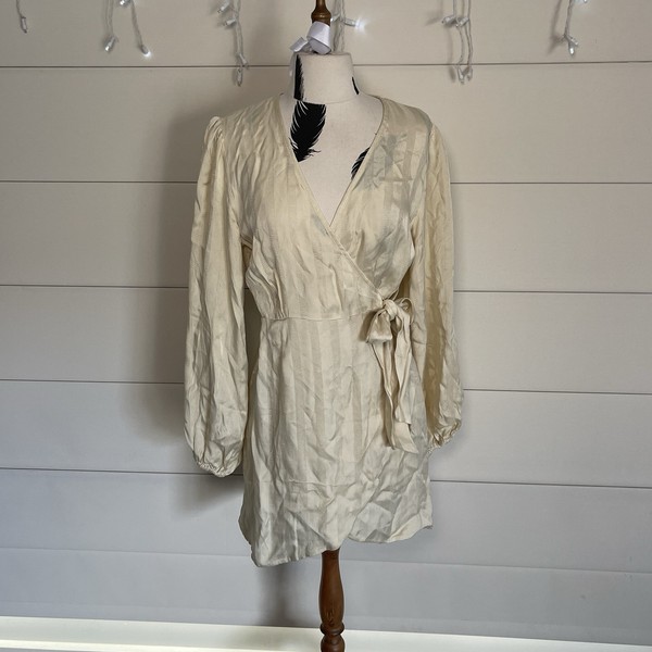 Tigerlily 'Matria Lunar' Cream Cupro Blend Mini Wrap Dress Boho Gypsy Beach s 8