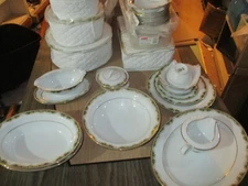 68PC Noritake Warrington Porcelain Japan 6872 Service for 10 + Extras NO RESERVE