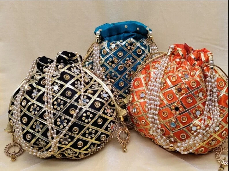 Wedding best sale favors wholesale