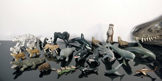 schleich safari animal rescue truck