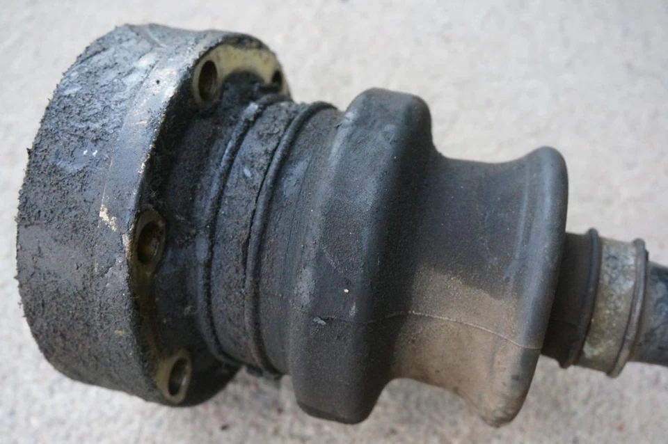 Eje lateral trasero derecho pasajero junta CV 74-80 450SL 450SLC OE Mercedes R107 W107 Foto 3 de 4