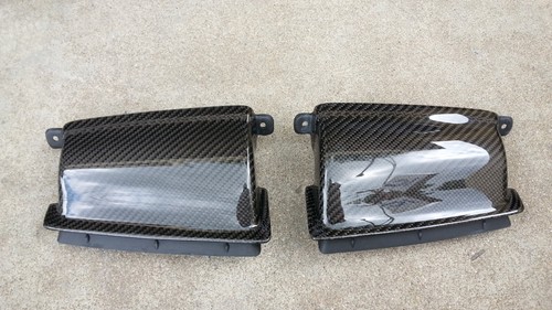 BMW E81/ E82 / E88 Carbon fiber Intake Suction Hood - Front ( Snorkel ) - Picture 4 of 9