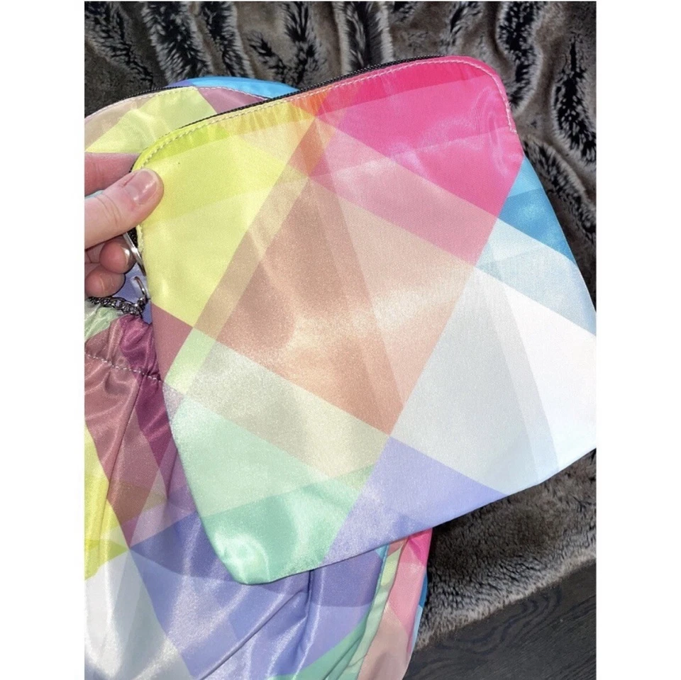Betsey Johnson рюкзак и мешок школы путешествий сумка Rainbow геометрический новый без ЯРЛЫКОВ - Изображение 4 из 4