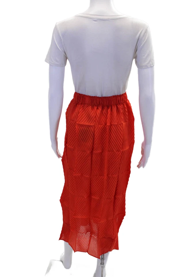 Maxi falda plisada Alpha 60 para mujer color rojo amapola talla grande Foto 3 de 4