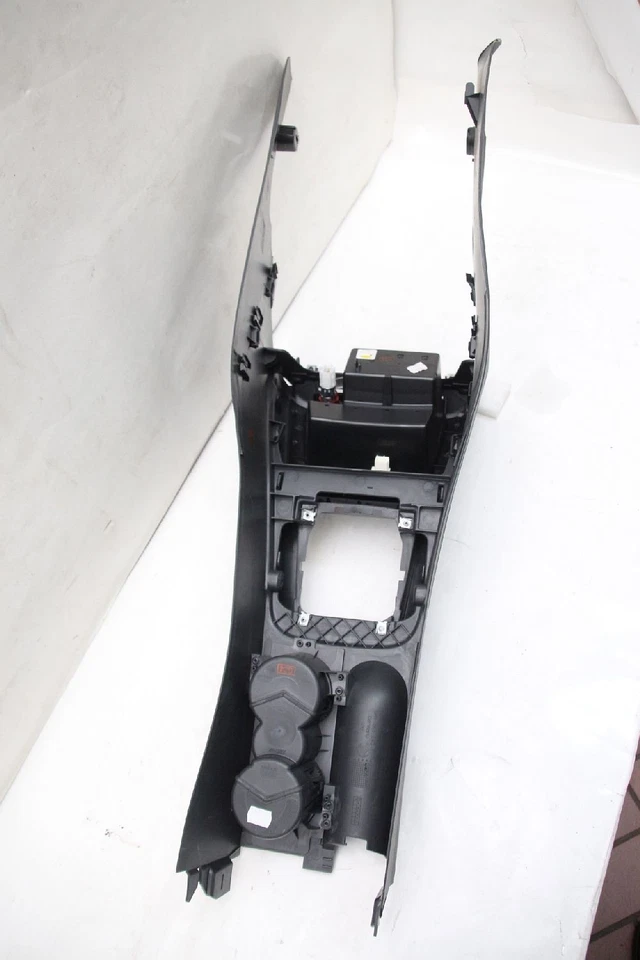 Consola central VW GOLF PLUS 5M1863243B 07-2005 Foto 4 de 4