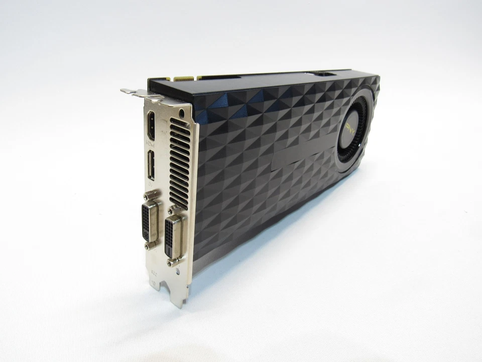 PNY VCGGTX9602XPB-OC-BB GeForce GTX 960 2GB GDDR5 GPU - Image 3 of 4