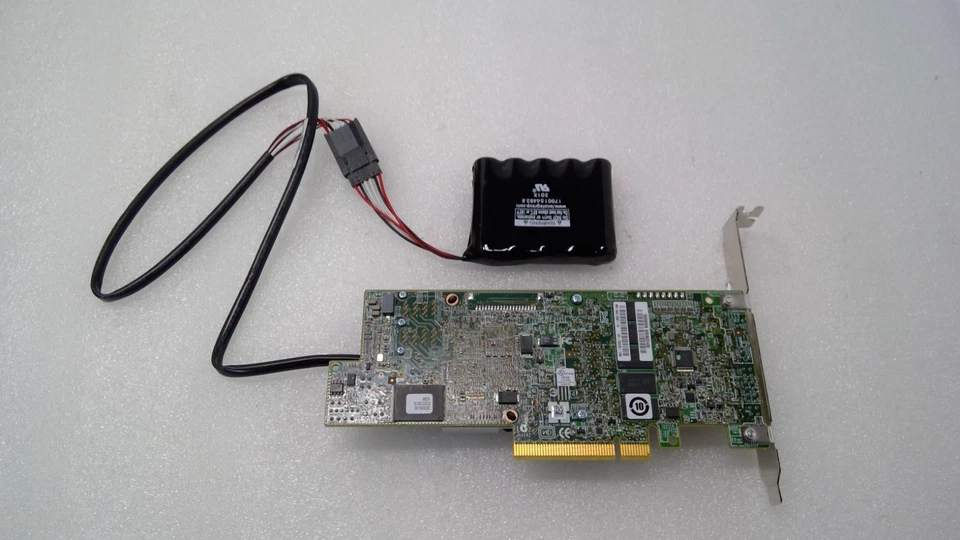 Controlador Broadcom SAS 9361-8i MegaRAID SAS 12Gb/s con batería 03-25420-14C Foto 4 de 4