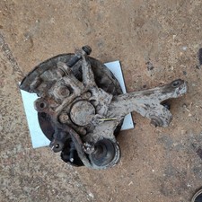 Toyota Avensis T25 2.2 D4D 110kW Diesel Rear O/S Wheel Hub drivers Rear