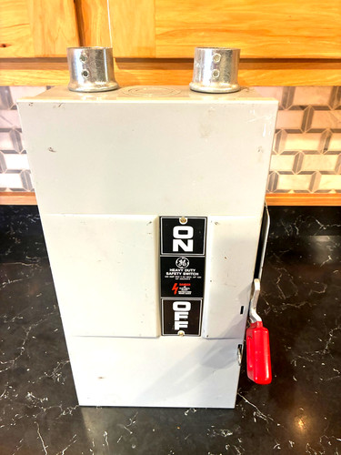 General Electric THN3363 Safety Switch 100 Amp 600VAC