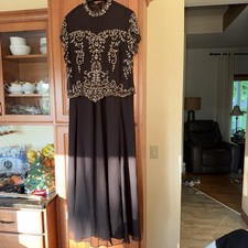 JKara Women's Size 16P Chocolate Dream Short Sleeve Dress 58” Long 20” Pit-to- P