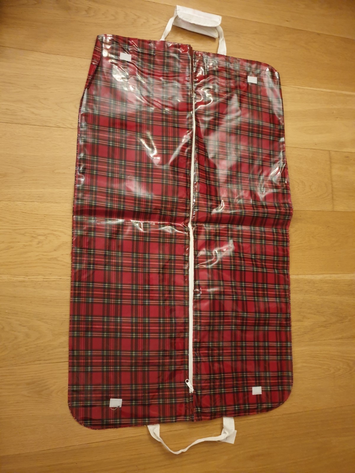 4 FUNDAS PORTA TRAJES - ESCOCES A ESTRENAR CON ETIQUETA - PEDRO DEL HIERRO - COR