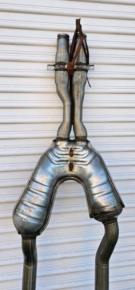 BMW E39 M5 2000 2003 poco kilometraje despegue completo gato escape trasero silenciador resonador  Foto 2 de 4