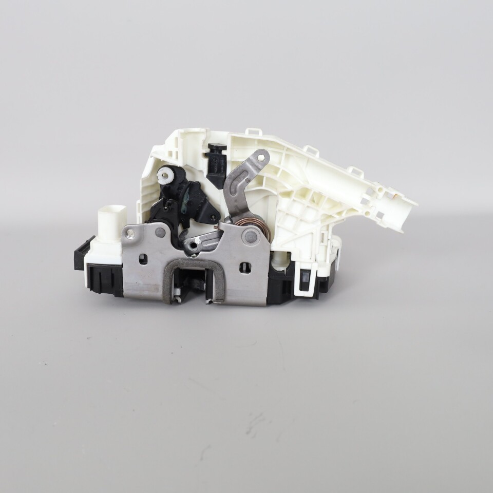 Aston Martin DB11 2019-2023 Left Door latch P/N HY5321813AD