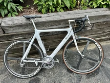 Kestrel 4000 Carbon Spectra