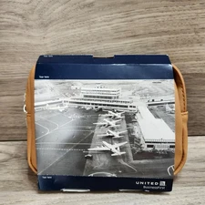 Vintage United Airlines Bus First Class Amenity Travel Kit Cowshed NEW open