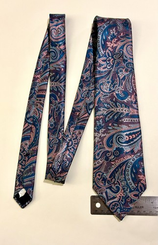 Adolfo Vintage Men's Neck Tie - Blue, Pink, Paisley - 5% Silk 95% Polyester - Picture 2 of 3