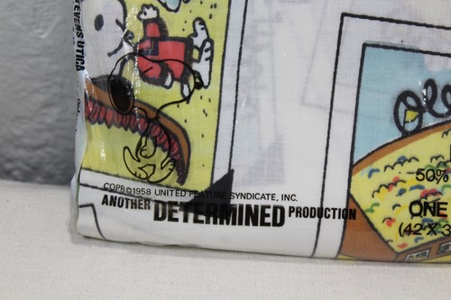 Vintage Peanuts Snoopy Snapshots Pillow Case Utica Never Removed From Pkg 1960’s - Picture 6 of 6