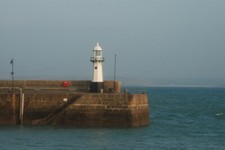 Photo 6x4 Harbour entrance light at St Ives St Ives/SW5140  c2007