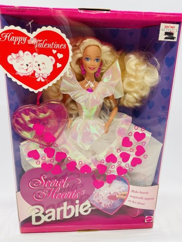 Barbie 1992 Secret Hearts Fabriqué en Chine NRFB - Foto 3 di 8