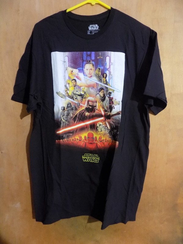STAR WARS: THE FORCE AWAKENS  T-SHIRT [XL]
