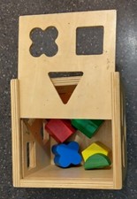Melissa  Doug Shape Sorting Cube Classic Wooden Toy 6 blocks missing