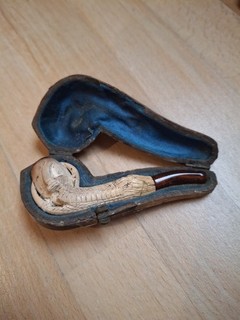 Antique Hand Carved Meerschaum "Eagle’s Claw" Tobacco Pipe And Original Case/Box