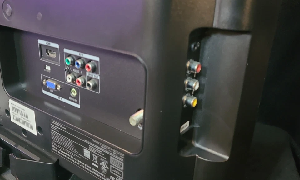 MAGNAVOX 🔥 19MD358B 720p 19" LCD HDTV DVD TV HDMI NEW REMOTE RETRO GAMING - Image 3 of 4