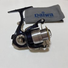 Daiwa Certate 2000 Spinning Reel, Slightly Gritty Rotation, Fishing Gear