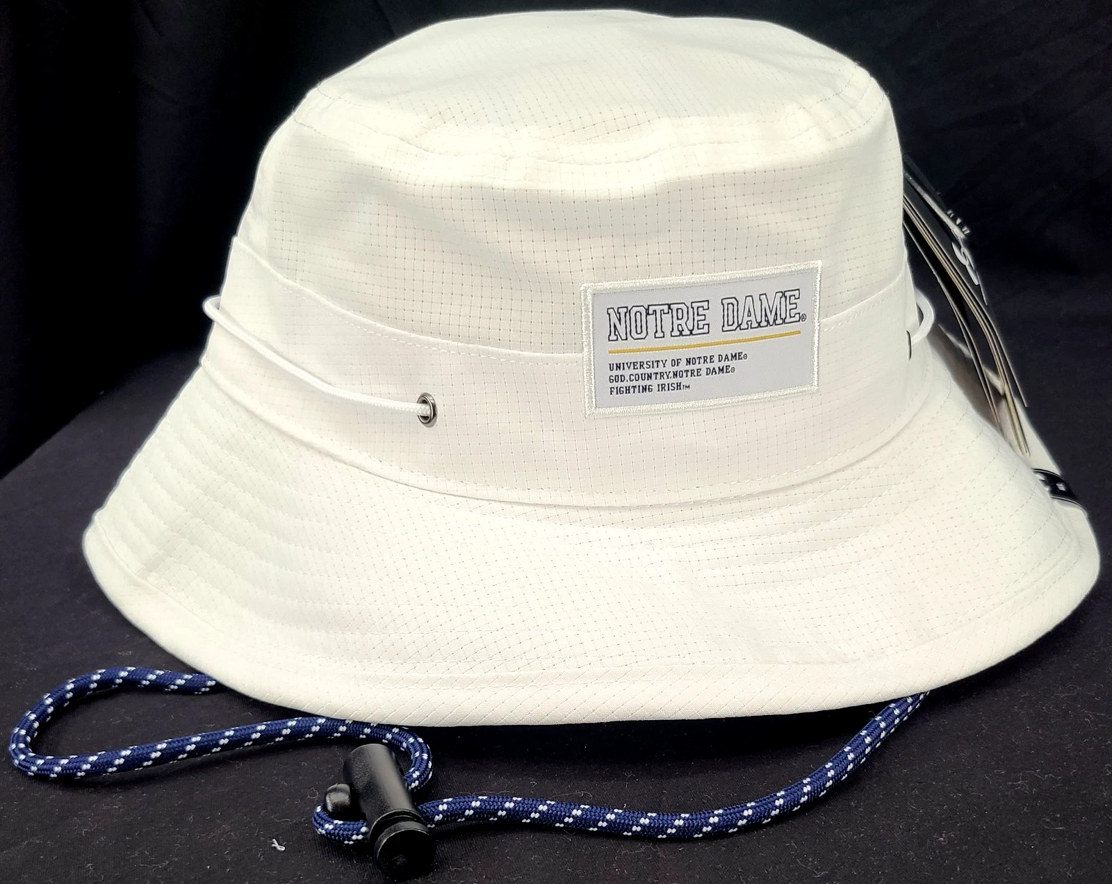 NEW Notre Dame University Under Armour White Drawstring Bucket Hat Adult L/XL
