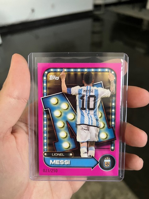 Lionel Messi Topps Collector Tin Argentina 2026 Nsme in Lights  21/250