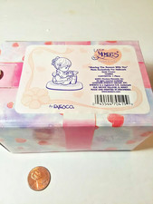 Precious Moments Little Moments Sharing the Season with you NIB - 702862