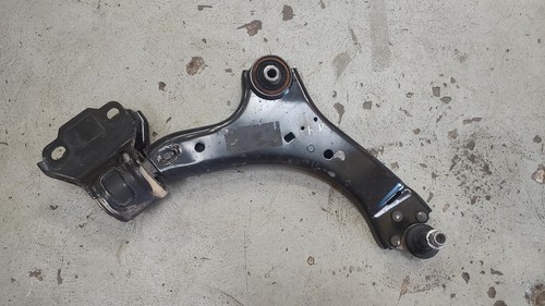 VOLVO S60/V60 RIGHT FRONT LOWER CONTROL ARM S60/V60, F SERIES, 12/10-12/18 10 11
