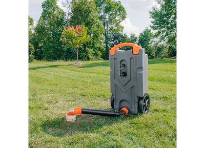 Camco 39002 Rhino HD 21 Gal Portable RV Waste Holding Tank w/ Hose & Accessories