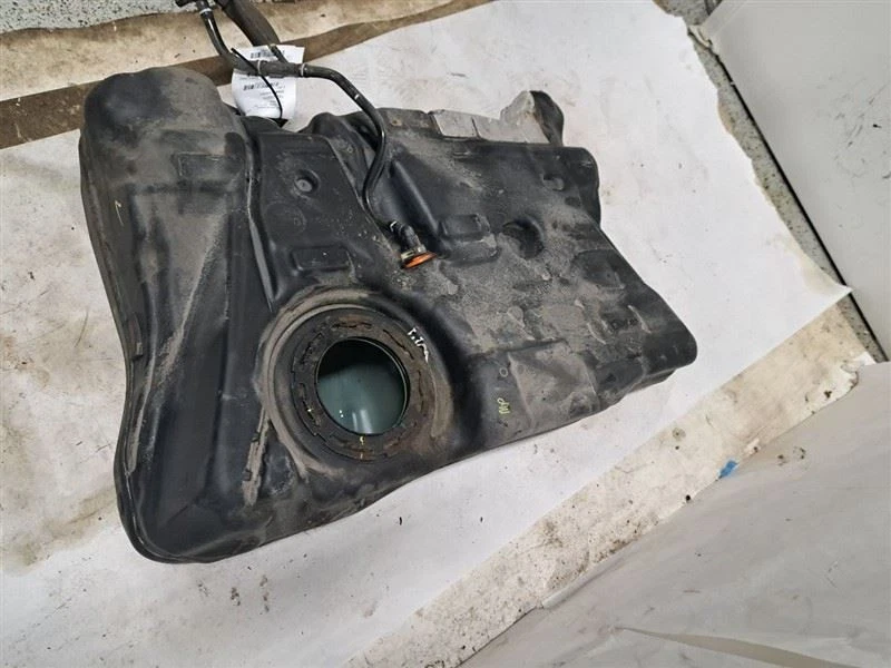 TANQUE DE COMBUSTIBLE para Ford Escape 2014-2016 OEM Foto 4 de 4