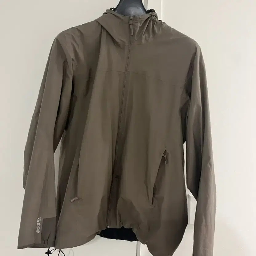 Arc'teryx Solano Alchemy Outdoor Jacket Size L/G thumbnail 2