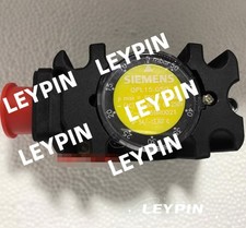 1PCS   New Siemens QPL15.050 Pressure Switch Brand