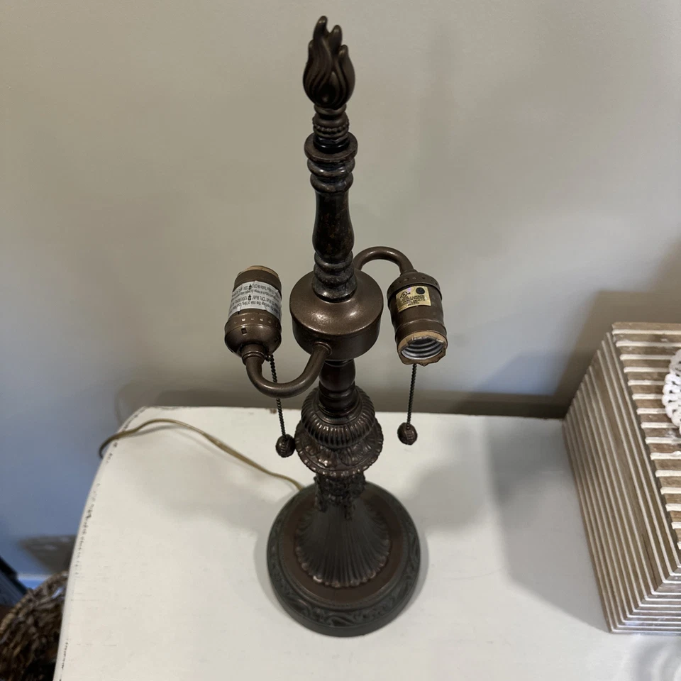 751-DALE TIFFANY 6,5 X 14 Bronce Como Ornamentado SOLO BASE LÁMPARA VICTORIANA ESTAMPADA Foto 3 de 4