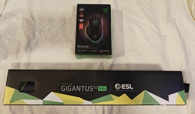 Razer Basilisk V3 - Kabelgebundene Gaming Maus + Gigantus V2 XXL ESL Edition. Matte - NEU