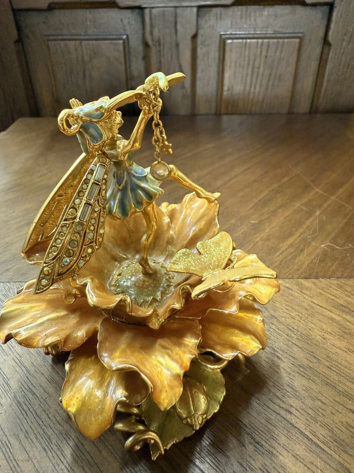 Picture 3 of 8