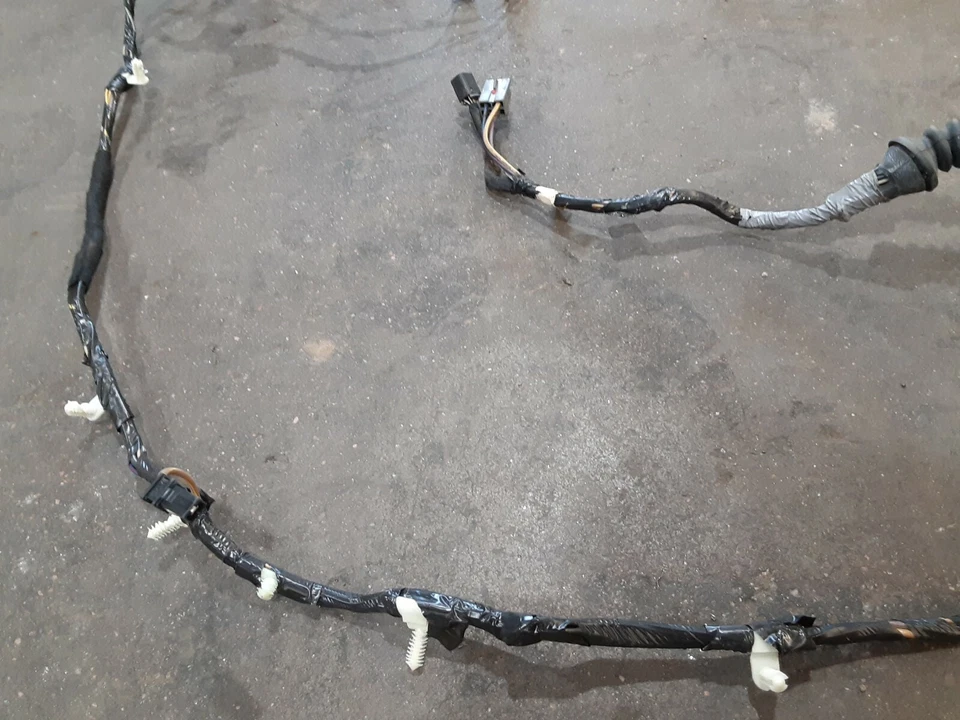 2007 - 2010 Ford Edge Rear Hatch / Liftgate Harness 8T4T14A583AE - Image 4 of 4