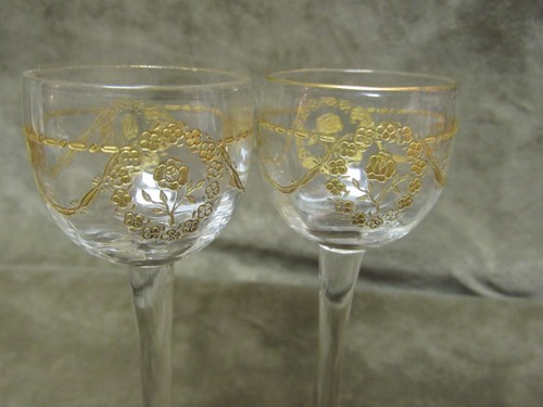 Saint- Louis Crystal Tall Stem Cordial Liqueur Glass Pair Gold Swag Bow & Rose - Picture 2 of 3