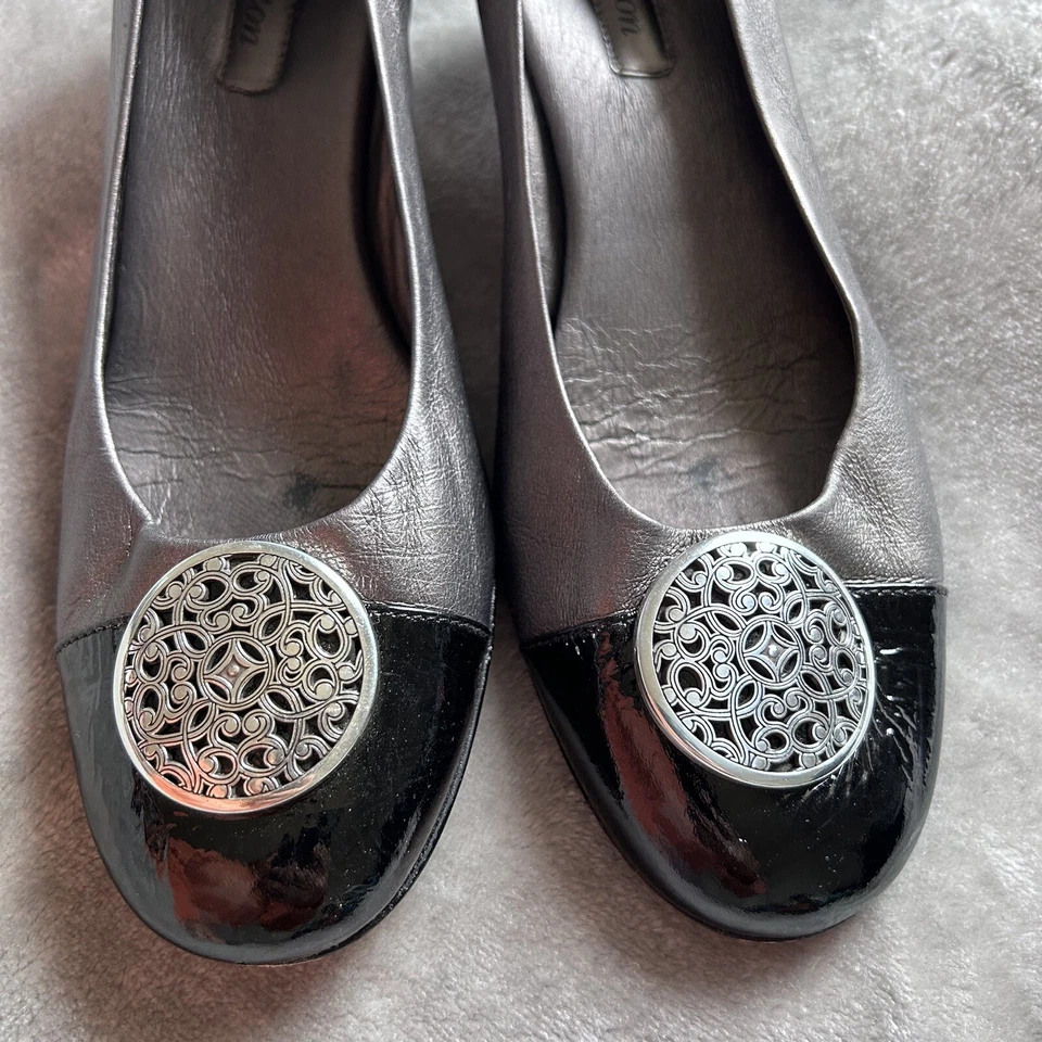 Brighton Mujer Marci Gatito Tacones 8.5M Negro Metálico Gris Plateado Trabajo Fiesta Foto 3 de 4