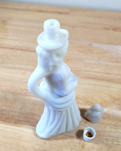 VTG Victorian Lady CHARISMA Milk White Glass Figure Bottle AVON Foaming Bath Oil - Picture 5 of 6