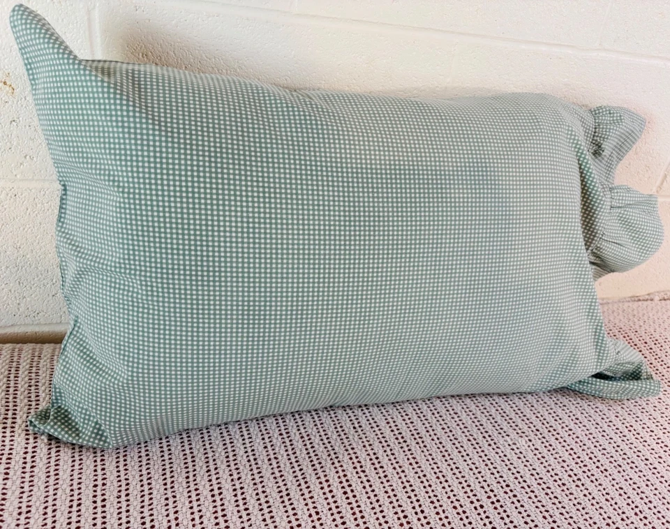 Ralph Lauren 百里香绿色格子褶皱标准枕套 1 件 — 第 4/4 张图片