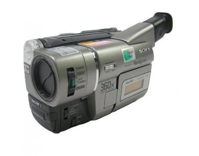 Sony PAL Hi8 Handycam Camcorder - Video Transfer (CCD-TRV67E