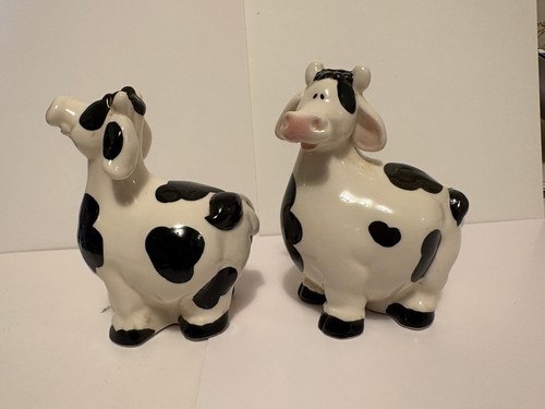 Vintage Cow  Salt & Pepper Shakers, Full of Personality! - Picture 3 of 11