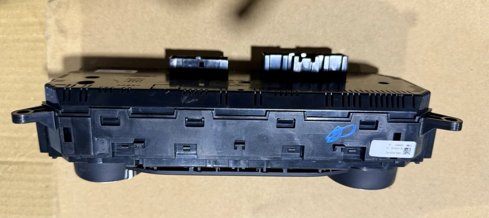 2020 - 2023 福特 Transit 150 气候交流加热器 温度控制 原始设备制造商 — 第 4/4 张图片