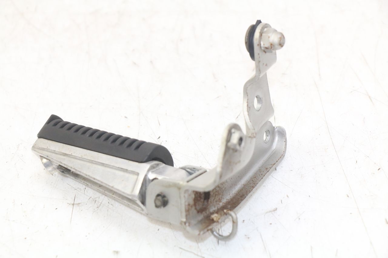 REPOSAPIES TRASERA IZQUIERDA - YAMAHA XP T-MAX TMAX 500 (2004 - 2007)